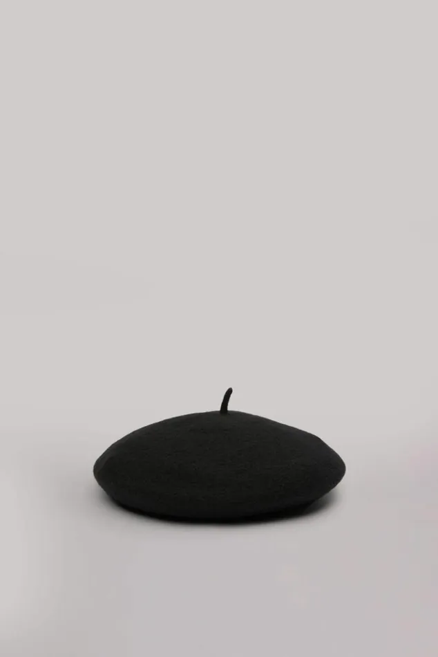 Accessories Fiorucci Star Logo Beret Black Os Accessories Fiorucci Star Logo Beret Black Os