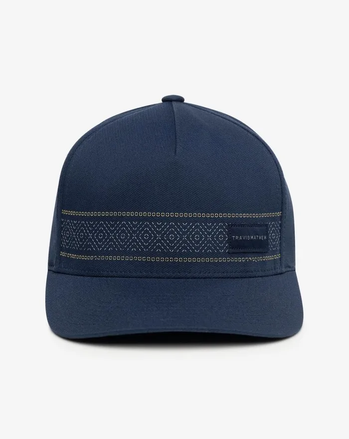 Accessories Fitted TravisMathew BETTER VIEWS FITTED HAT Dress Blues