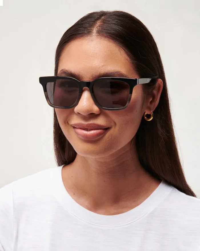 Accessories Sunglasses TravisMathew SEACLIFF SUNGLASSES Hardline Black Tort Grey Polar