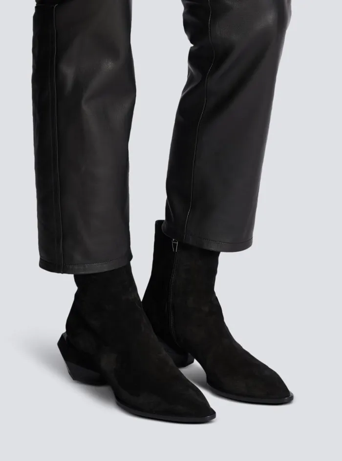 Balmain Boots And Rangers Men Billy Suede Ankle Boots With Diamond Heel Black