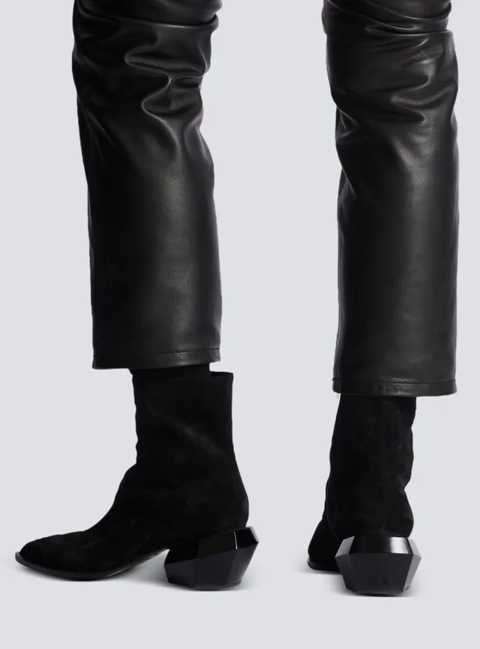 Balmain Boots And Rangers Men Billy Suede Ankle Boots With Diamond Heel Black