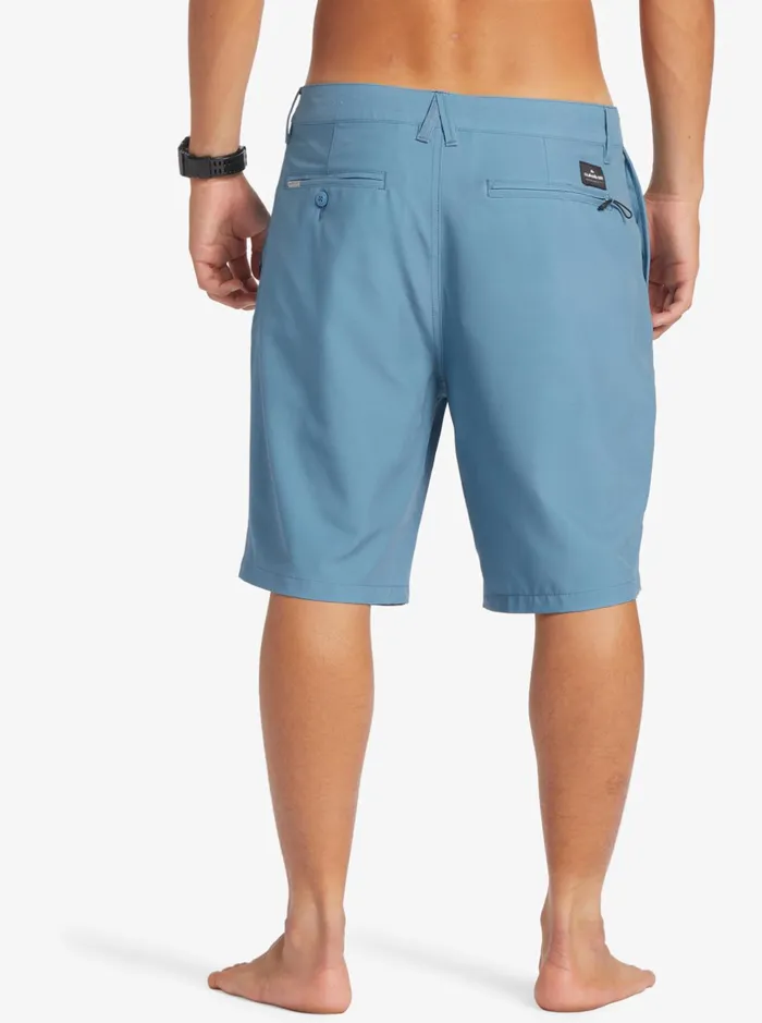 Boardshorts Men Quiksilver Ocean Union Amphibian 20034 Hybrid Shorts Aegean Blue Boardshorts Men Quiksilver Ocean Union Amphibian 20034 Hybrid Shorts Aegean Blue