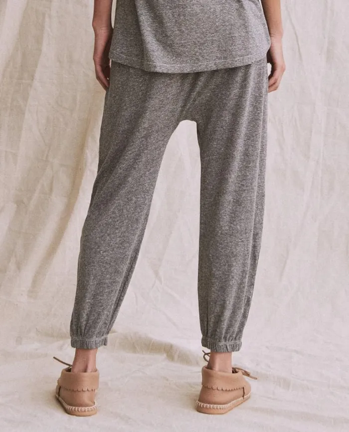 Bottoms Women039s The Great The Jersey Jogger Pant Heather Grey