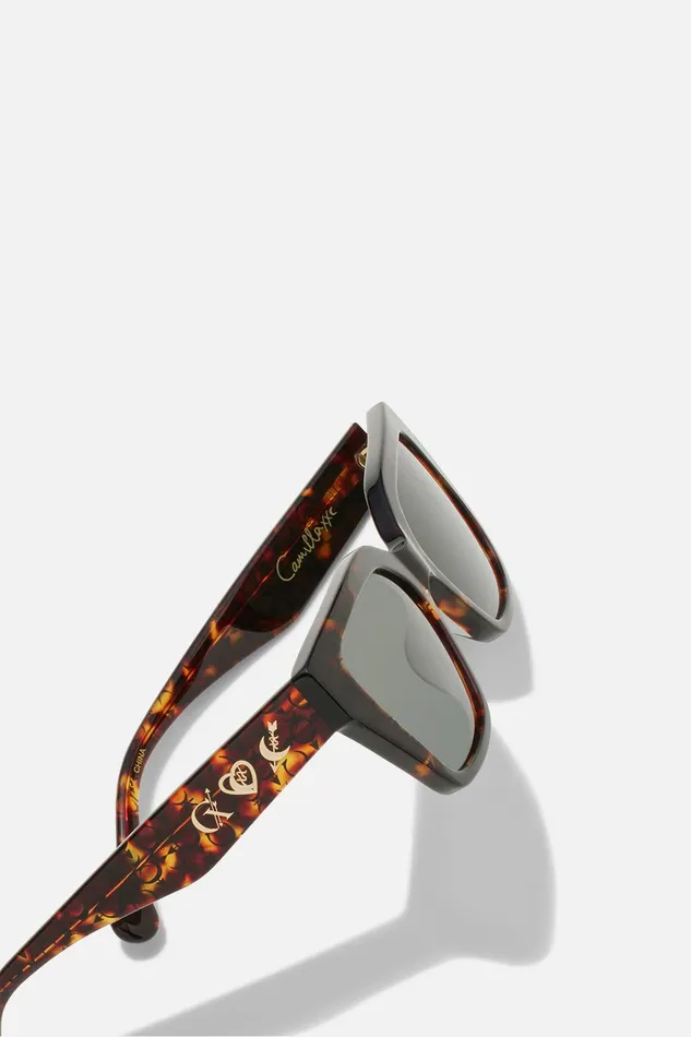 Camilla Sunglasses Bottomless Brunch Sunglasses Dark Tort Monogram 8211 Accessories