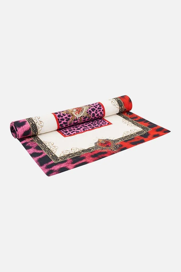 Camilla Tableware Table Runner Artesania Mania 8211 Accessories