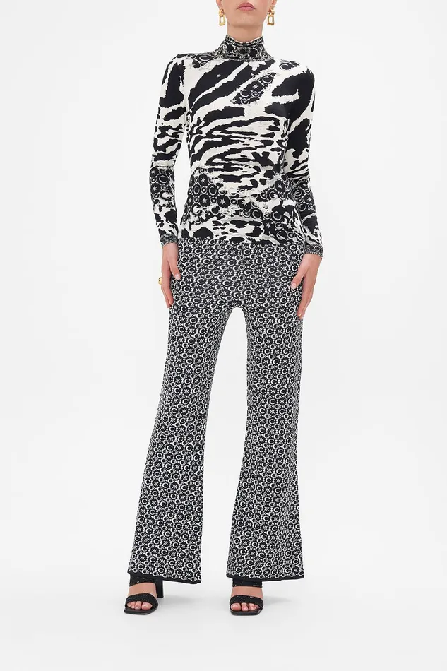 Camilla Tees Jersey Turtleneck Feline Fantasy 8211 Womens
