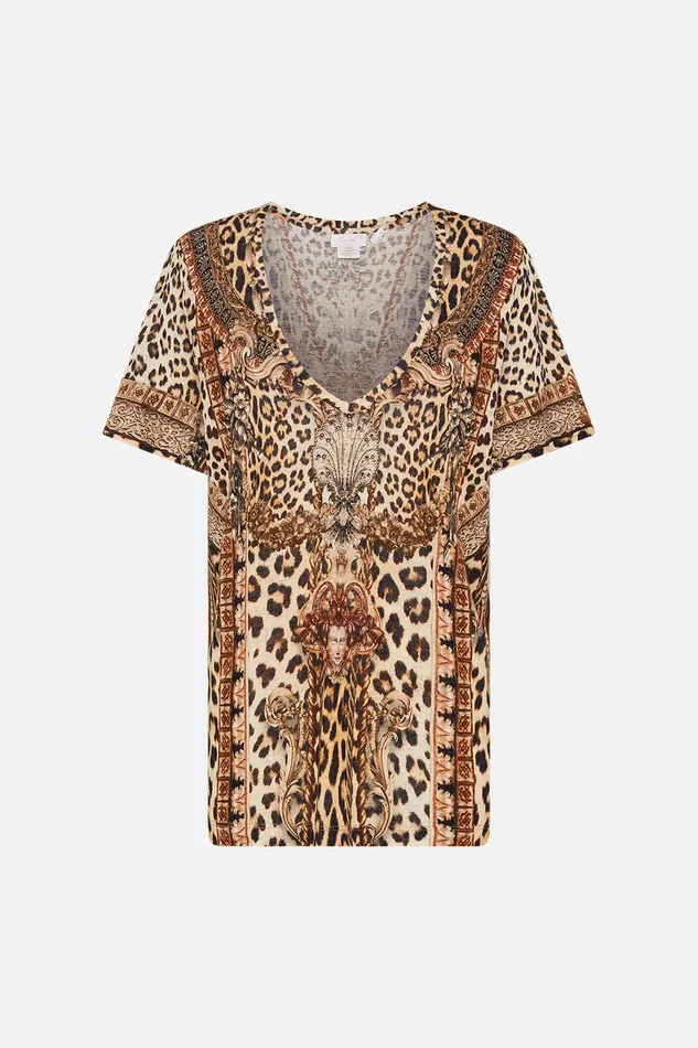 Camilla Tees Relaxed Vneck Tee 8211 All Over Print Standing Ovation 8211 Womens Camilla Tees Relaxed Vneck Tee 8211 All Over Print Standing Ovation 8211 Womens