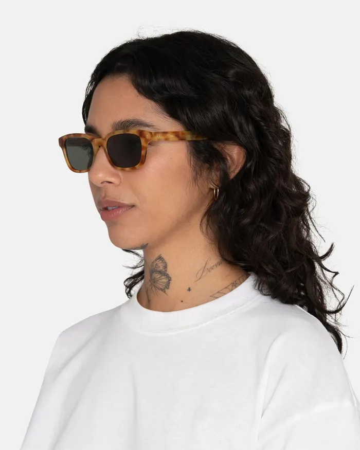 Eyewear Men Stussy OWEN SUNGLASSES Honey TortDark Green Eyewear Men Stussy OWEN SUNGLASSES Honey TortDark Green