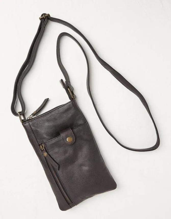 Fatface Bags and Purses Essie Multi Zip Phone Bag Black 8211 Women