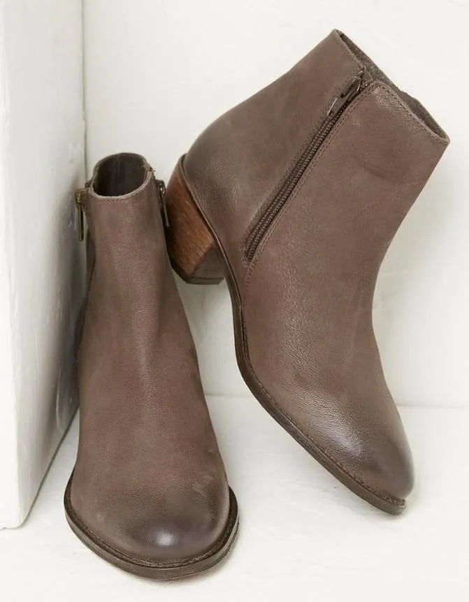 Fatface Boots Betsy Zip Detail Ankle Boot Chocolate Brown 8211 Women