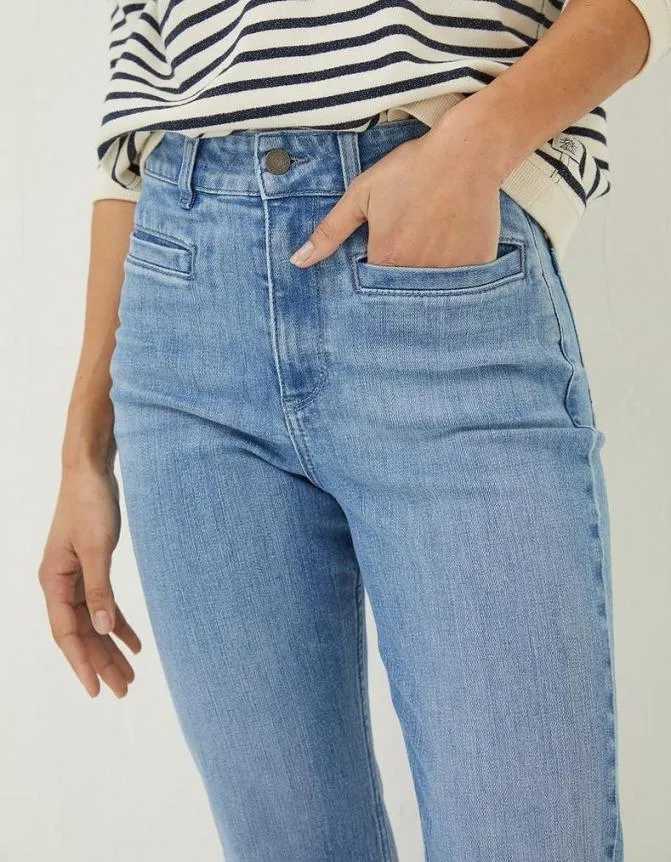 Fatface Jeans and Dungarees Fly Flare Comfort Stretch Jeans Light Blue 8211 Women Fatface Jeans and Dungarees Fly Flare Comfort Stretch Jeans Light Blue 8211 Women