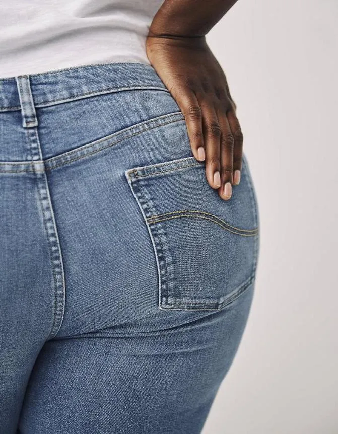 Fatface Jeans and Dungarees Sway Slim Leg Comfort Stretch Jeans Vintage Pale 8211 Women Fatface Jeans and Dungarees Sway Slim Leg Comfort Stretch Jeans Vintage Pale 8211 Women