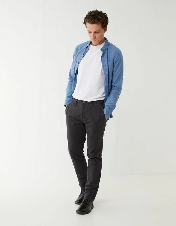 Fatface Trousers and Chinos Modern Coastal Chino Dark Grey 8211 Men