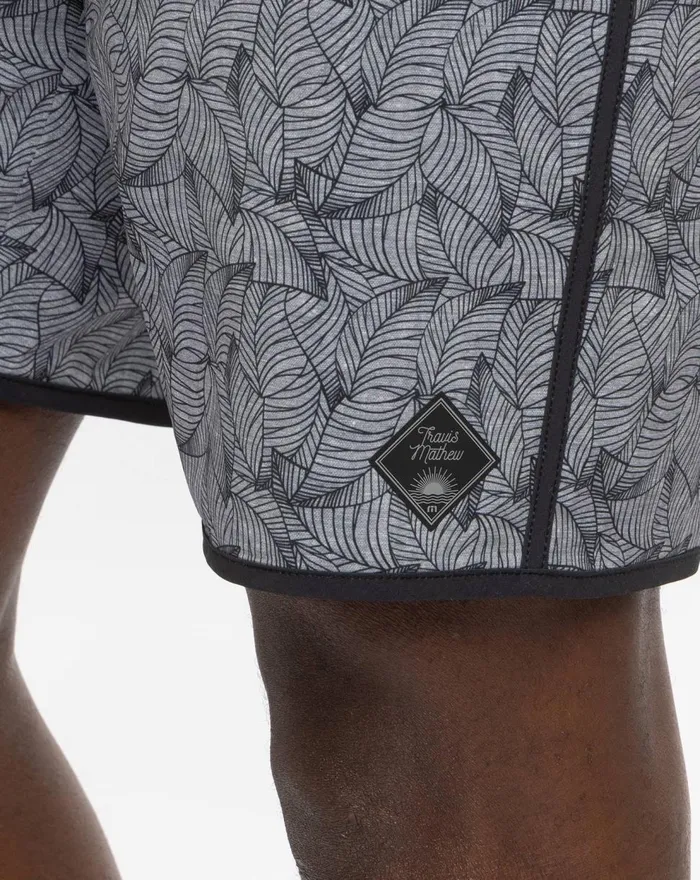 Men Boardshorts TravisMathew THREE COURSES BOARDSHORT Heather Grey Pinstripe Men Boardshorts TravisMathew THREE COURSES BOARDSHORT Heather Grey Pinstripe