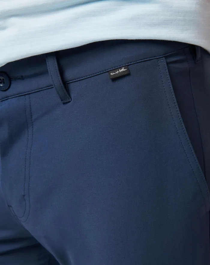 Men Pants TravisMathew OPEN TO CLOSE TECH CHINO PANT Dress Blues