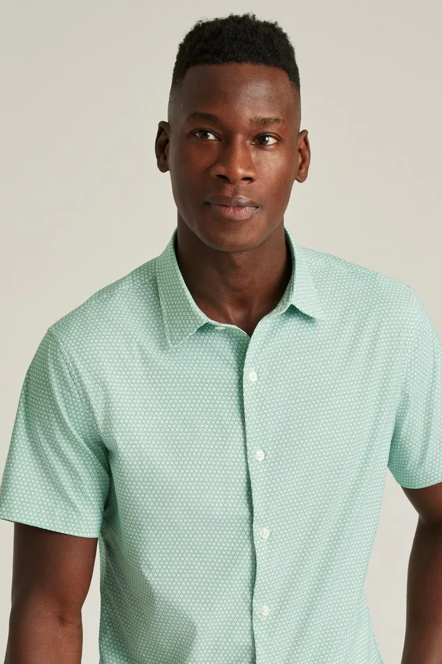 Men Short Sleeve Shirts Bonobos Tech Short Sleeve Shirt Ivy Green Woodlake Geo