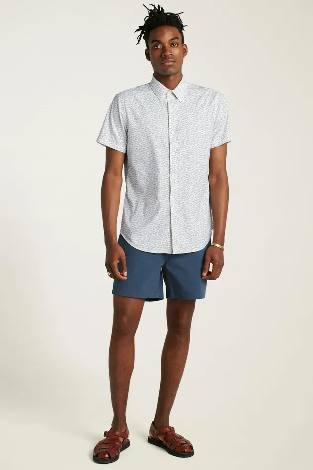 Men Short Sleeve Shirts Bonobos Tech Short Sleeve Shirt White Shark Frenzy Men Short Sleeve Shirts Bonobos Tech Short Sleeve Shirt White Shark Frenzy