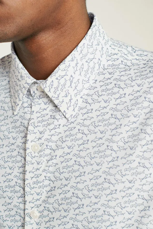 Men Short Sleeve Shirts Bonobos Tech Short Sleeve Shirt White Shark Frenzy