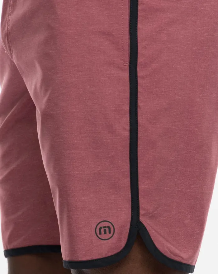 Men Shorts TravisMathew ANOTHER ROUND ACTIVE SHORT Roan Rouge