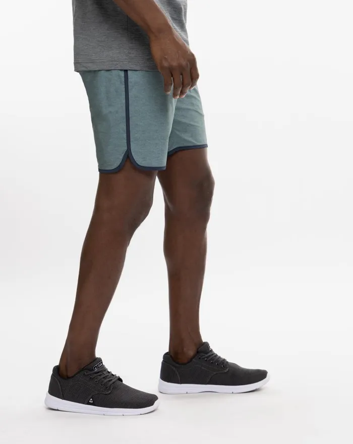 Men Shorts TravisMathew ANOTHER ROUND ACTIVE SHORT Silver Pine