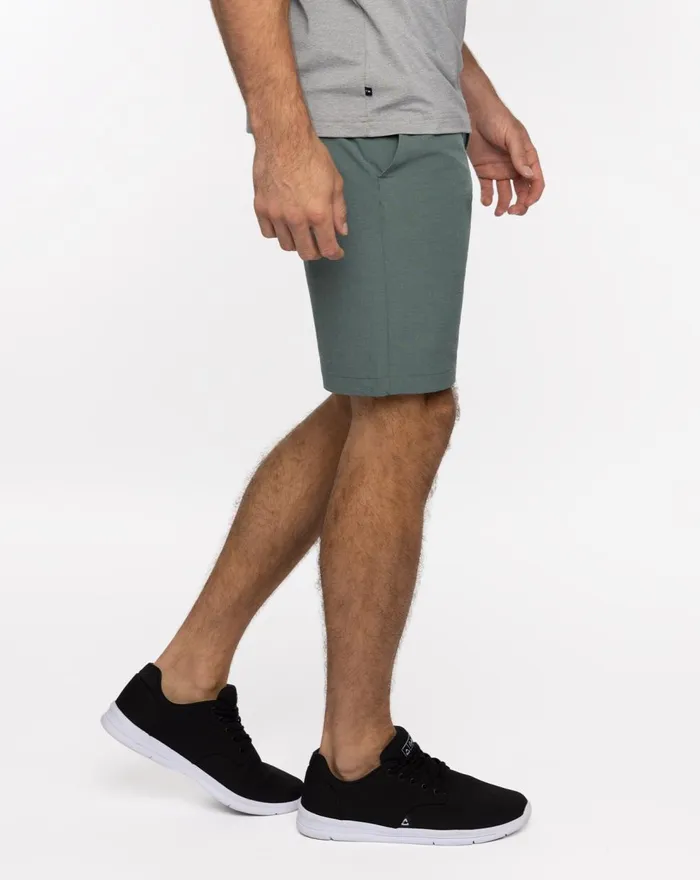 Men Shorts TravisMathew BECK SHORT Balsam Green