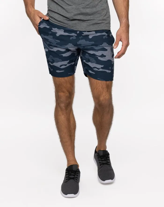 Men Shorts TravisMathew LEADER BOARD ACTIVE SHORT Blue Nights