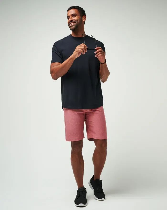 Men Shorts TravisMathew SAND HARBOR SHORT Heather Garnet Rose