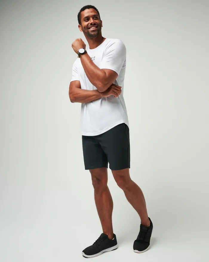 Men Shorts TravisMathew TECH CHINO SHORT Black