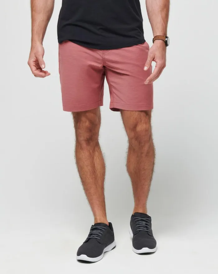 Men Shorts TravisMathew TECH CHINO SHORT Heather Roan Rouge