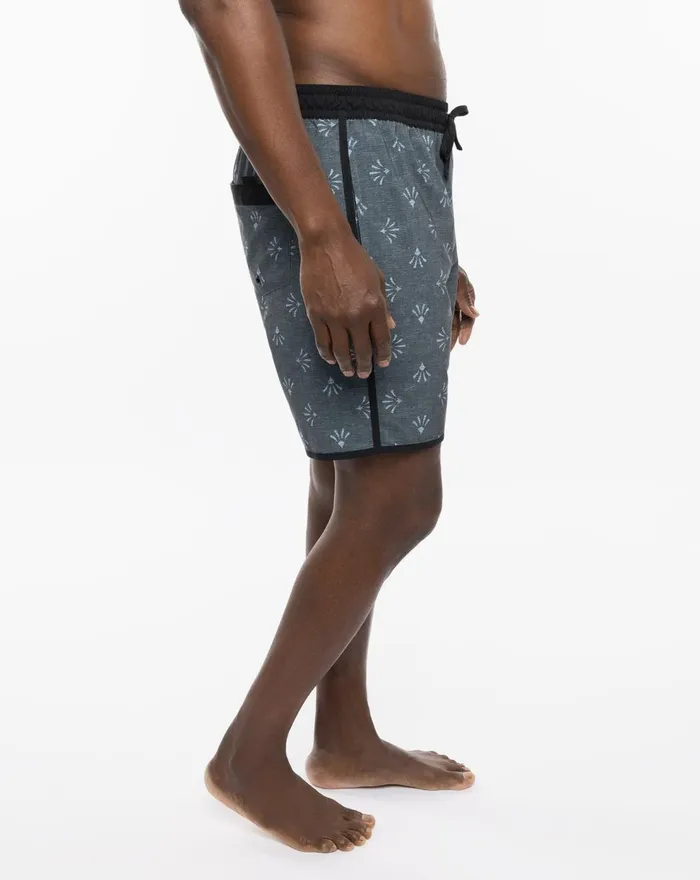 Men Shorts TravisMathew TERRACE PARK BOARDSHORT Heather Black Men Shorts TravisMathew TERRACE PARK BOARDSHORT Heather Black