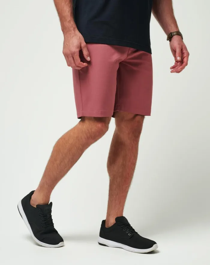 Men Shorts TravisMathew WANDERLUST SHORT Roan Rouge