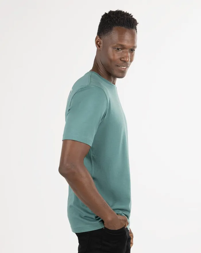Men Tees TravisMathew BONUS ROUND TEE Silver Pine Men Tees TravisMathew BONUS ROUND TEE Silver Pine