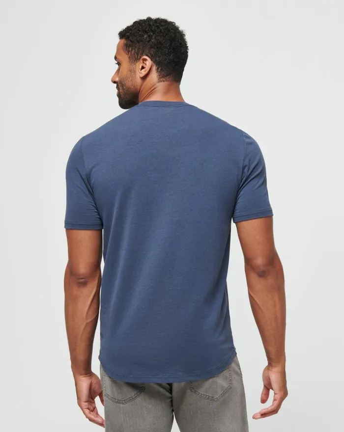 Men Tees TravisMathew CLOUD CREW TEE Blue Nights