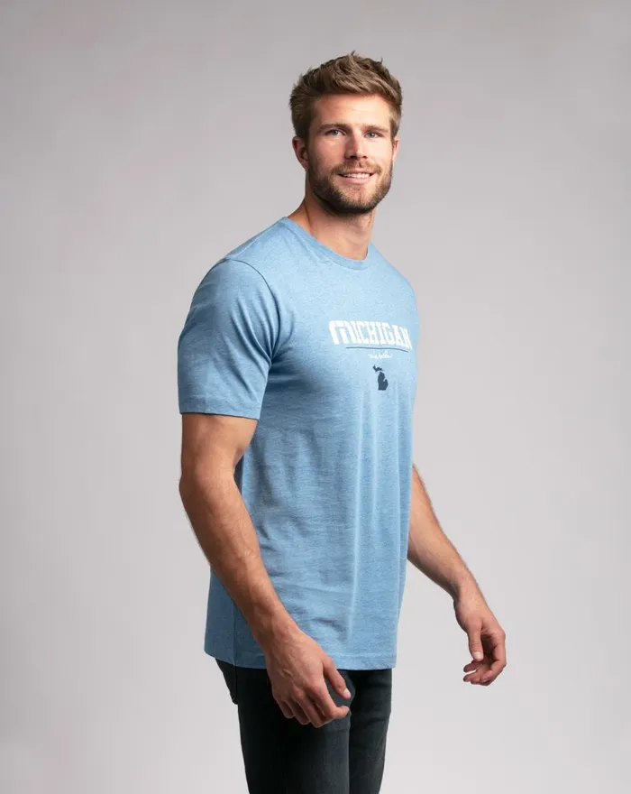 Men Tees TravisMathew MACKINAC TEE Heather Blue