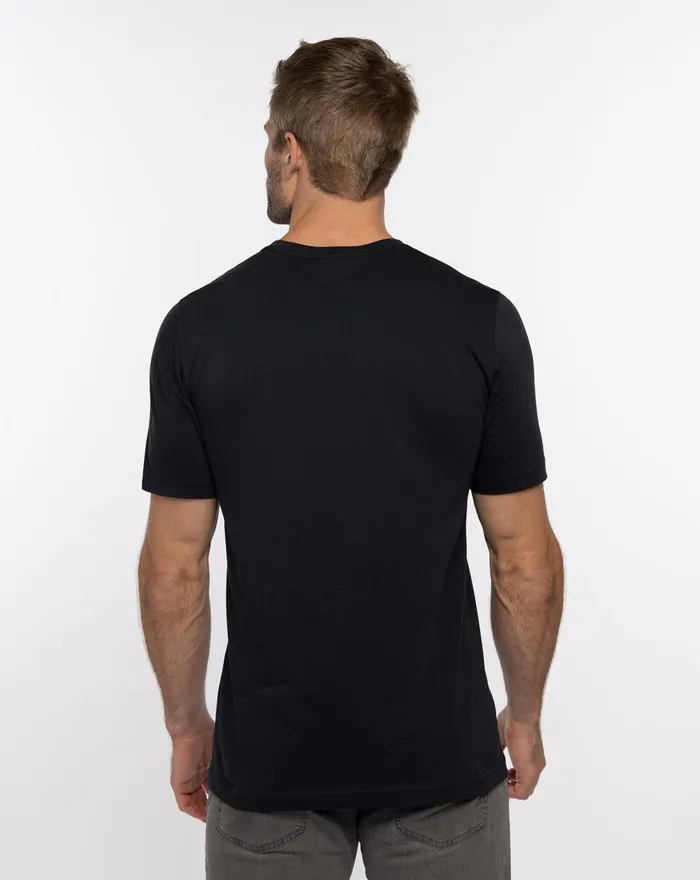 Men Tees TravisMathew MARGARITA MEMORIES TEE Black Men Tees TravisMathew MARGARITA MEMORIES TEE Black