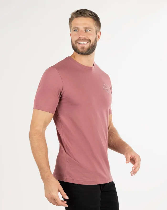 Men Tees TravisMathew PICK UP LINE TEE Roan Rouge