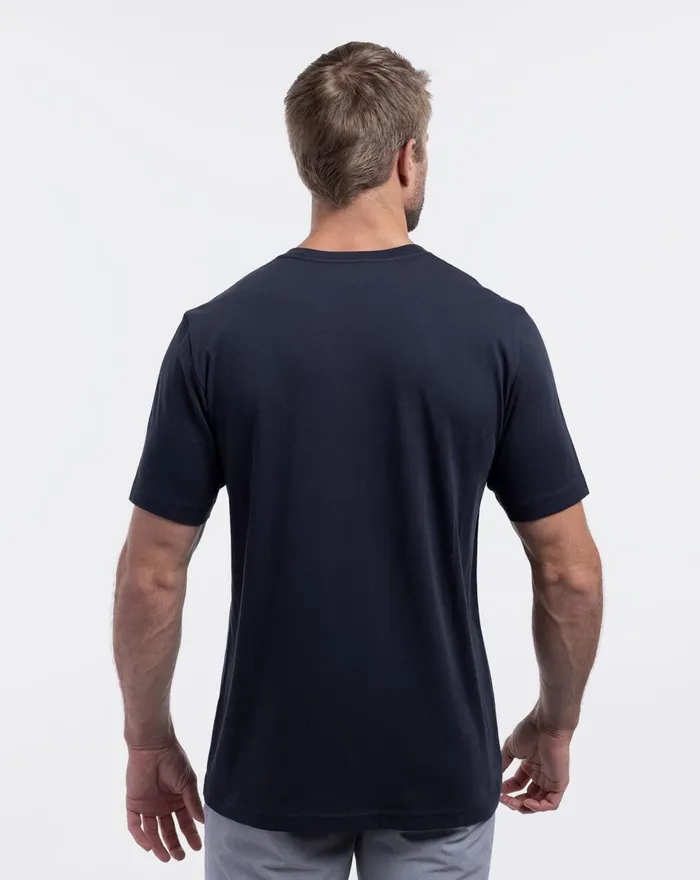 Men Tees TravisMathew SATELLITE PHOTO TEE Black Men Tees TravisMathew SATELLITE PHOTO TEE Black