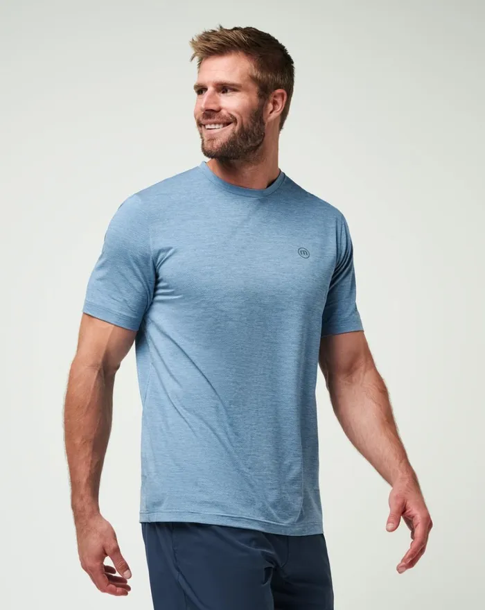 Men Tees TravisMathew SCENIC VISTA ACTIVE TEE Heather Copen Blue