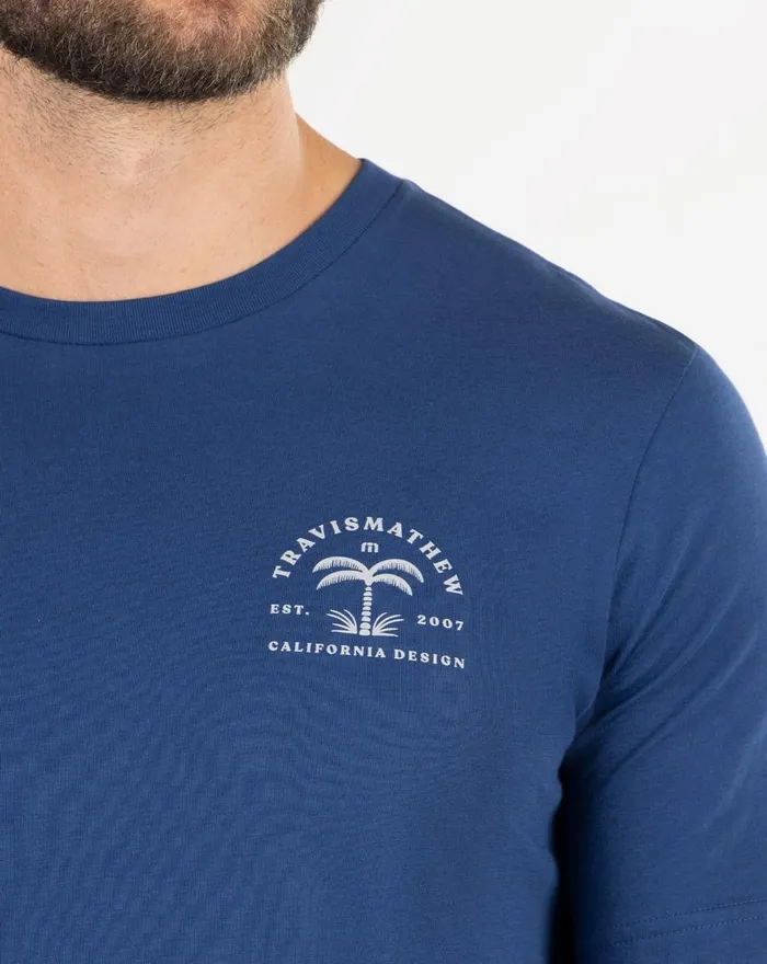 Men Tees TravisMathew SHOCK AND AWE TEE Estate Blue