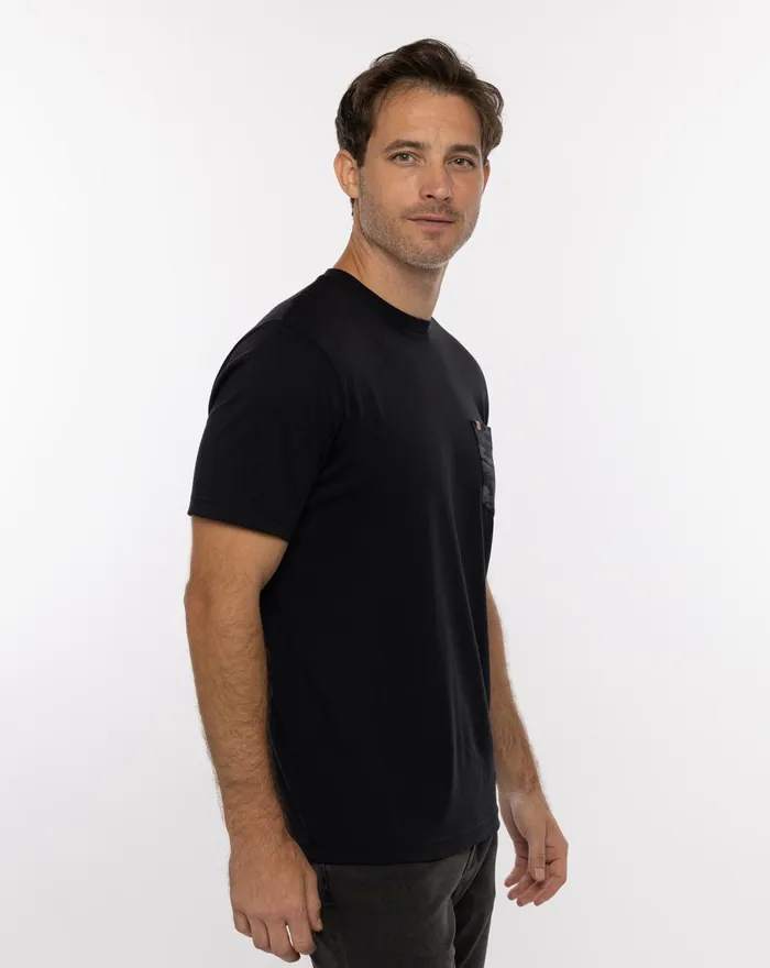 Men Tees TravisMathew THIRTEEN BELOW 20 TEE Black