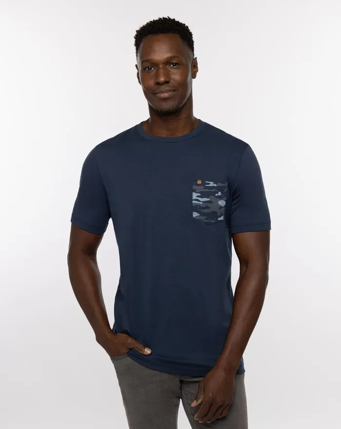 Men Tees TravisMathew THIRTEEN BELOW 20 TEE Dress Blues