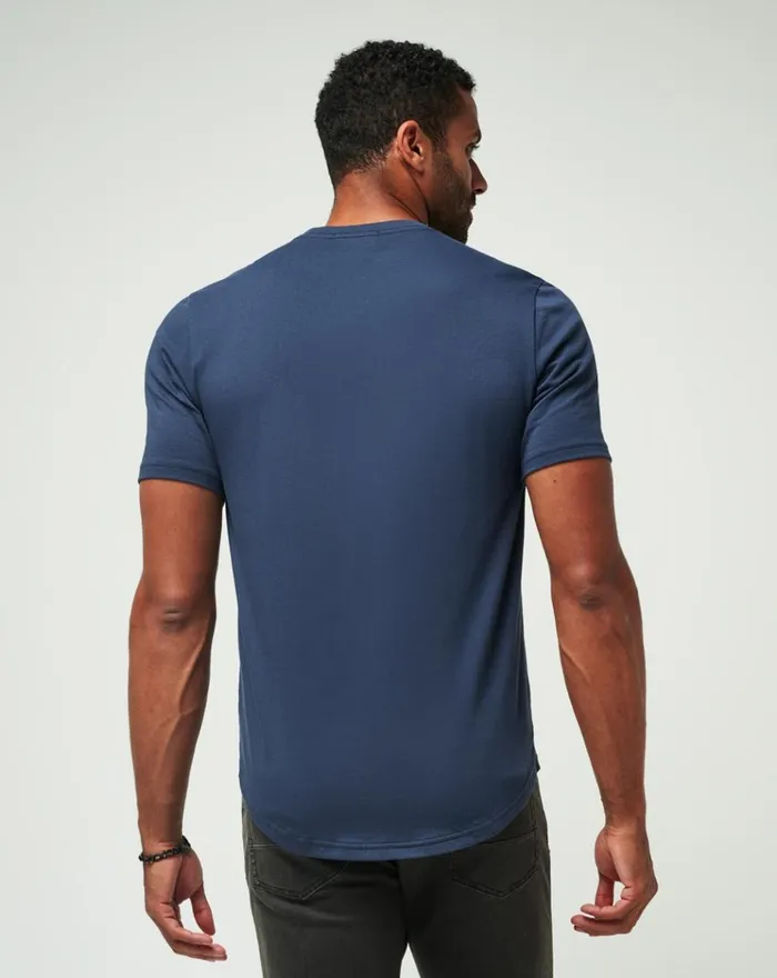 Men Tees TravisMathew TM SCOOP TEE Dress Blues