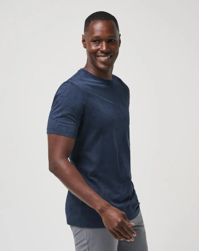 Men Tees TravisMathew WARMER TIDES TEE Total Eclipse Men Tees TravisMathew WARMER TIDES TEE Total Eclipse