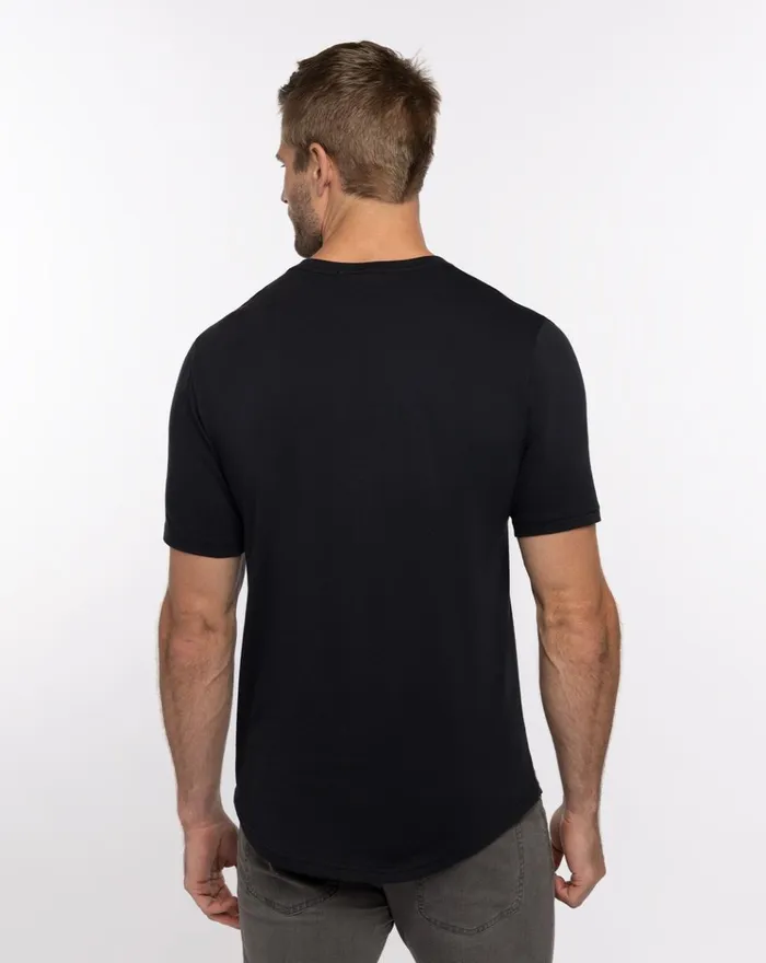 Men Tees TravisMathew YUCCA FLOWER TEE Black