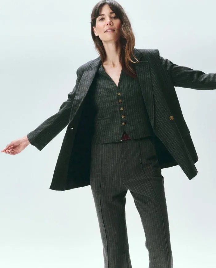Outerwear Women039s The Great The Shlumpy Blazer Gray Pin Stripe