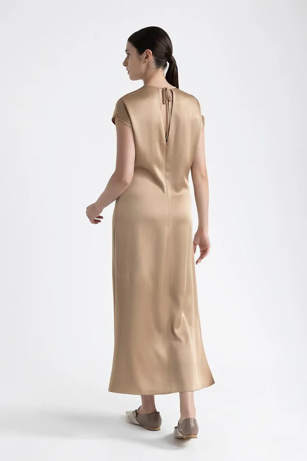 Peserico Dresses And Jumpsuits Woman Round Neck Midi Dress Camel Peserico Dresses And Jumpsuits Woman Round Neck Midi Dress Camel