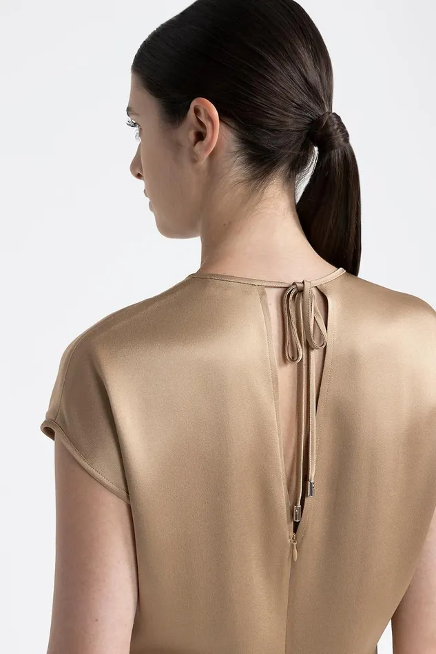 Peserico Dresses And Jumpsuits Woman Round Neck Midi Dress Camel Peserico Dresses And Jumpsuits Woman Round Neck Midi Dress Camel