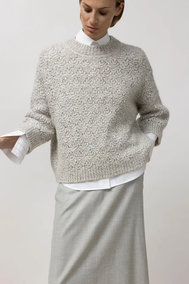 Peserico Knitwear Woman Alpaca Blend Sequin And Lurex Lace Pattern Sweater Fog Gray Peserico Knitwear Woman Alpaca Blend Sequin And Lurex Lace Pattern Sweater Fog Gray