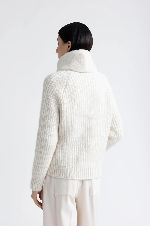 Peserico Knitwear Woman Knitted High Neck Jacket With Fur Trim Hornbeam Peserico Knitwear Woman Knitted High Neck Jacket With Fur Trim Hornbeam