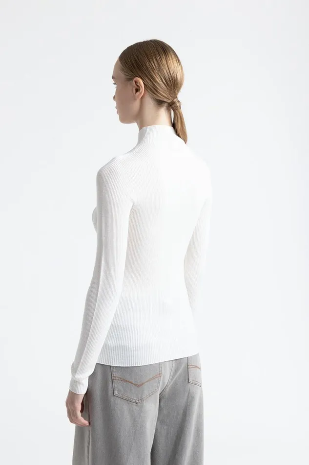 Peserico Knitwear Woman Pure New Wool High Neck Sweater White Peserico Knitwear Woman Pure New Wool High Neck Sweater White